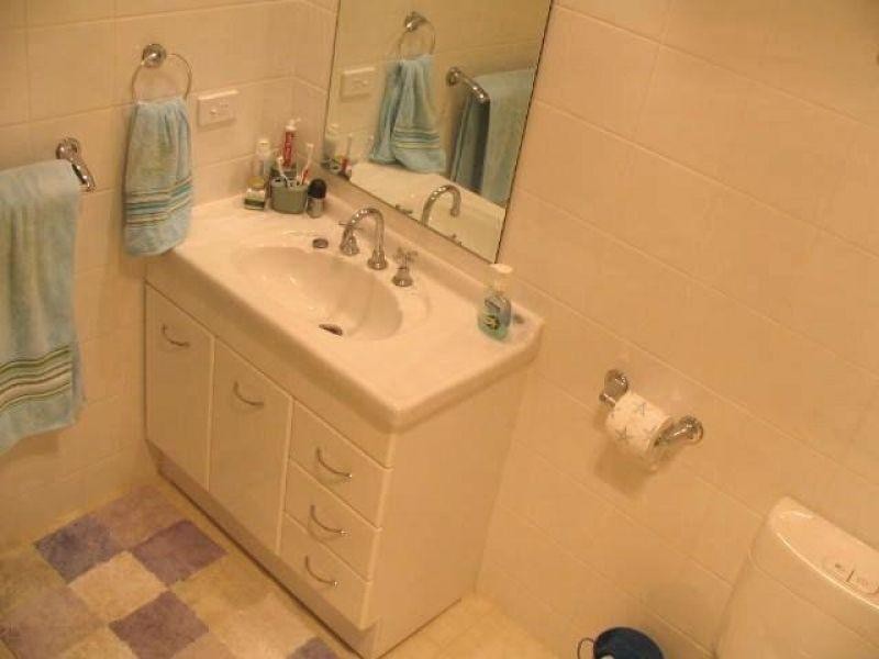 111 Markeri Street, Mermaid Waters QLD 4218