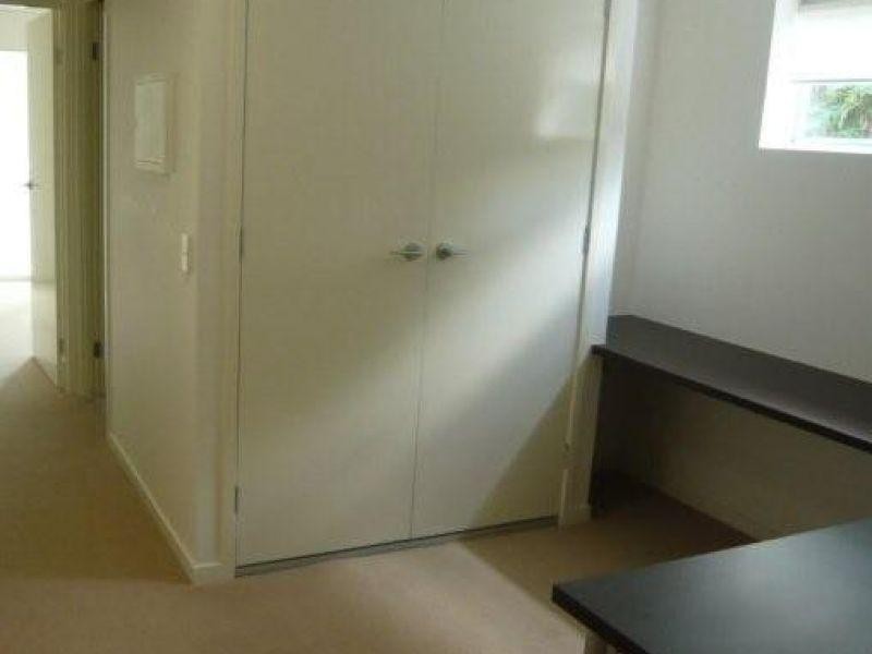 24 Allwood Street, Indooroopilly QLD 4068