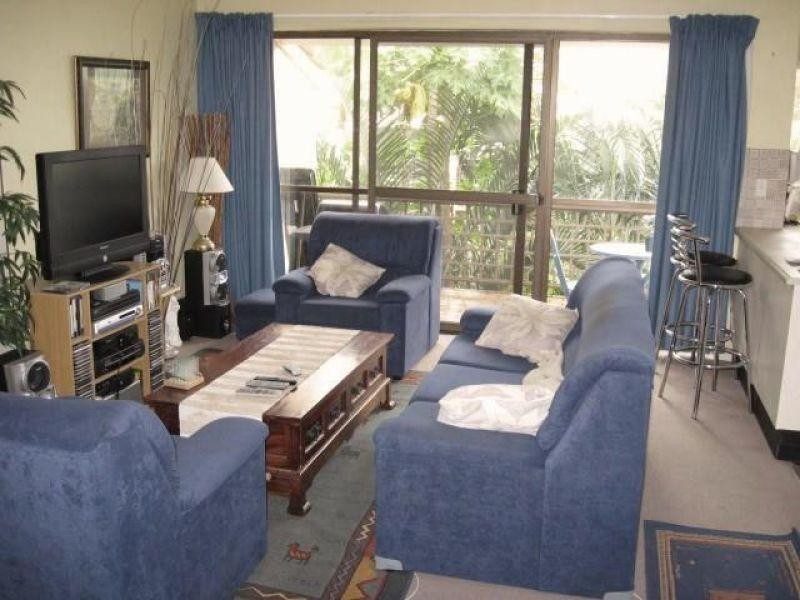 111 Markeri Street, Mermaid Waters QLD 4218