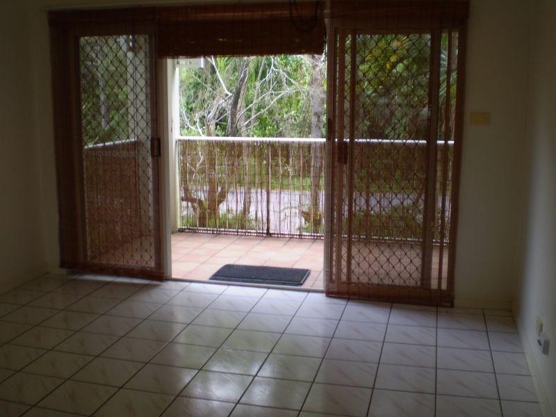 Unit 8/203 Mayers Street, Cairns QLD 4870