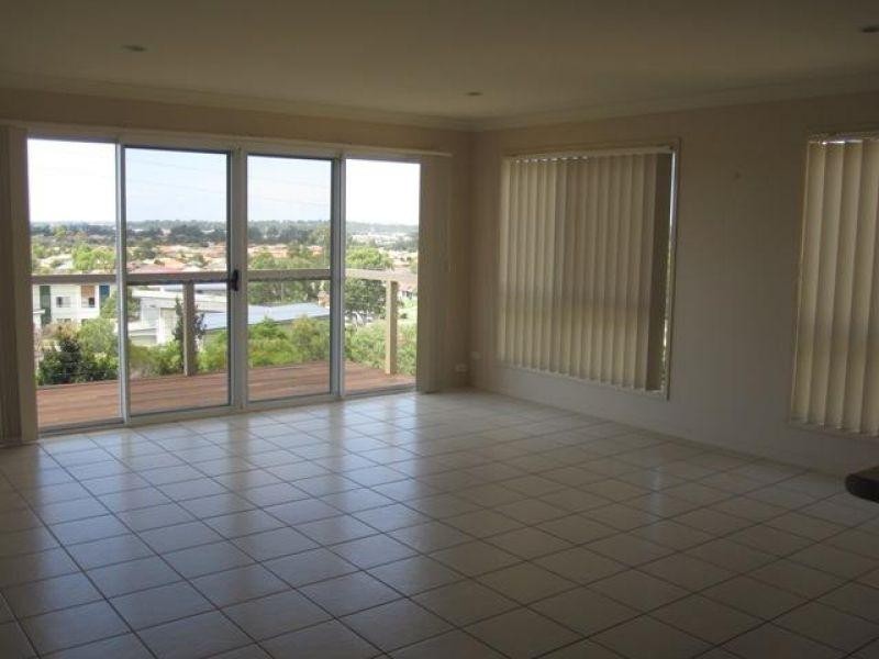 72/1 Sauvignon Parade, Upper Coomera QLD 4209