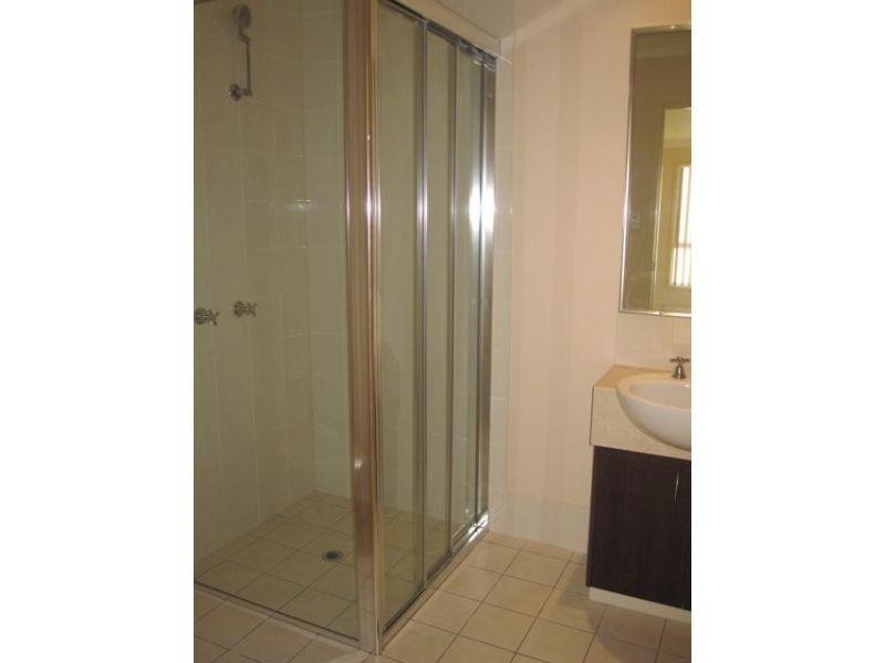 72/1 Sauvignon Parade, Upper Coomera QLD 4209