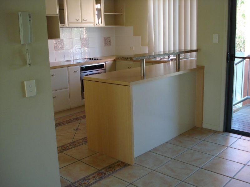 20 Fairway Drive, Clear Island Waters QLD 4226