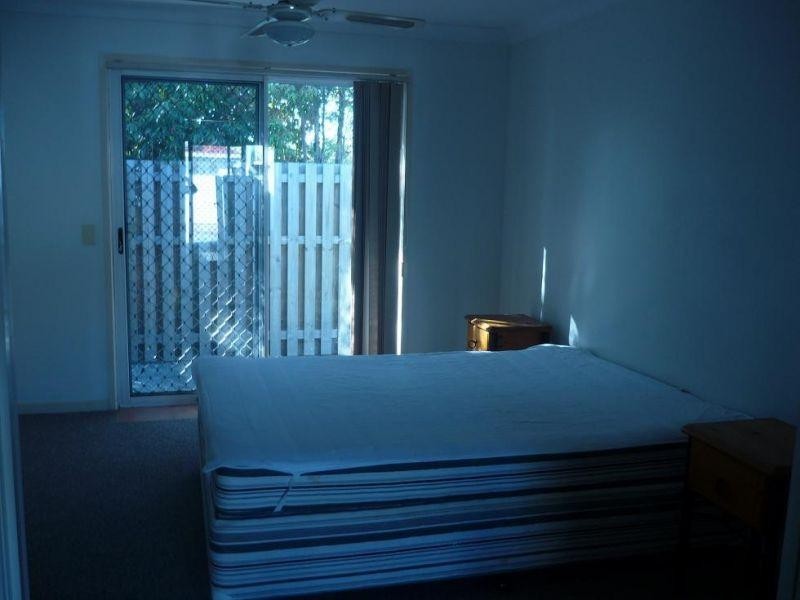 Ashmore QLD 4214