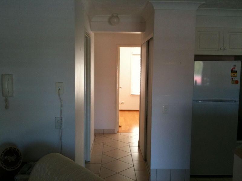 36 ALEXANDRA, Broadbeach QLD 4218