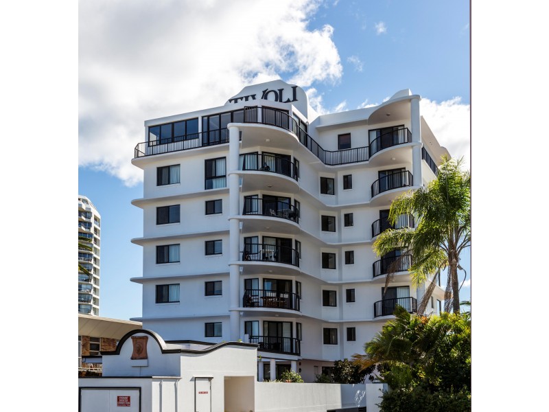 15/12 Paradise Island, Surfers Paradise QLD 4217
