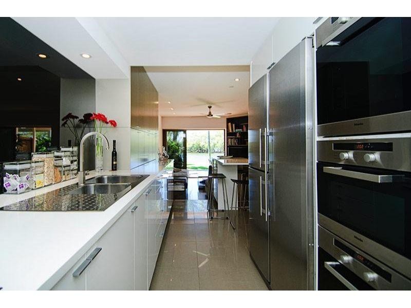 81 Boykambil Esplanade, Hope Island QLD 4212