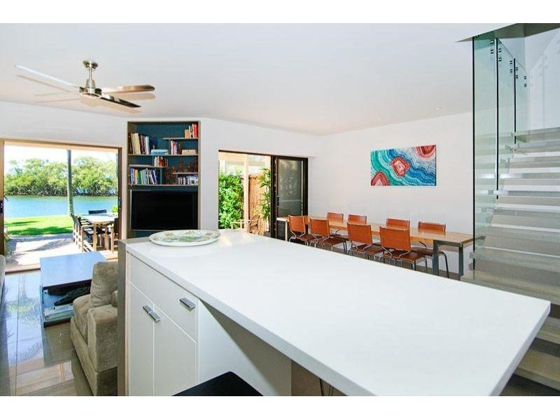 81 Boykambil Esplanade, Hope Island QLD 4212