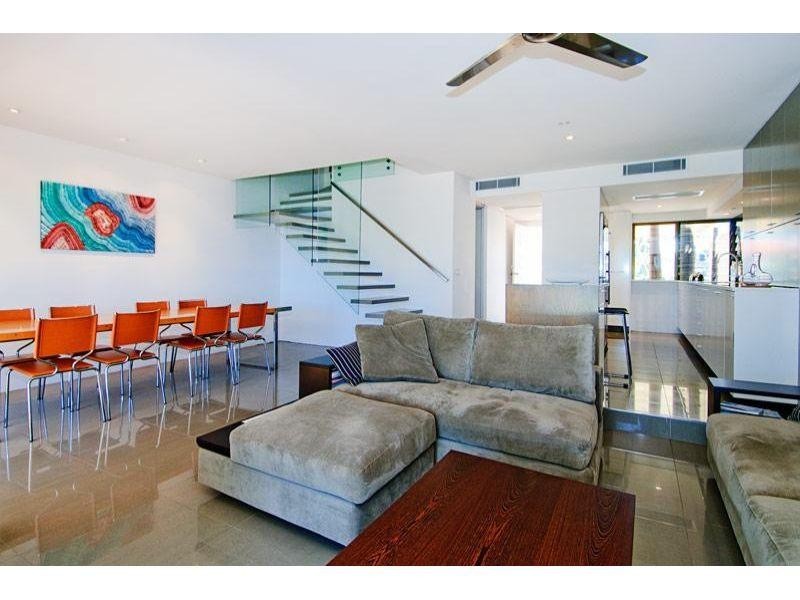 81 Boykambil Esplanade, Hope Island QLD 4212