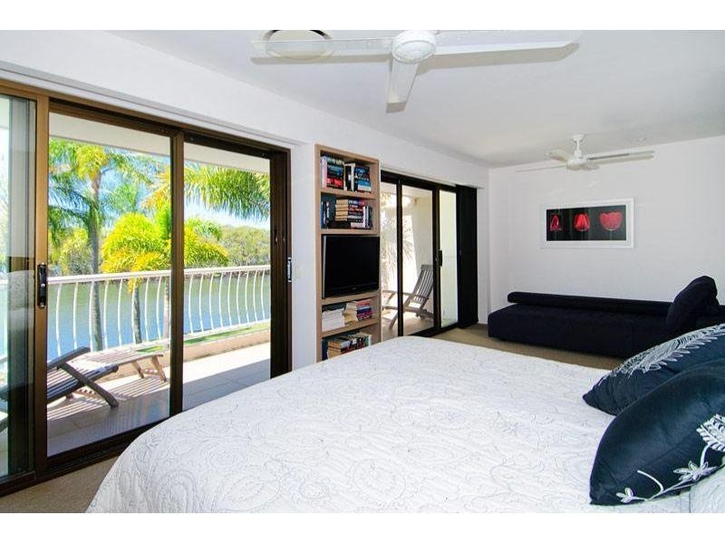 81 Boykambil Esplanade, Hope Island QLD 4212