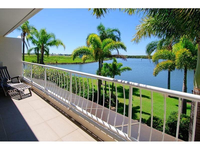 81 Boykambil Esplanade, Hope Island QLD 4212