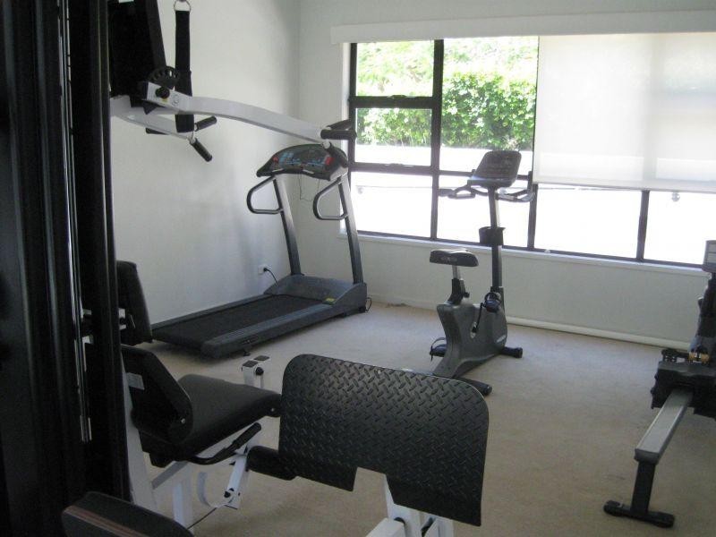 48 Easthill Drive, Robina QLD 4226