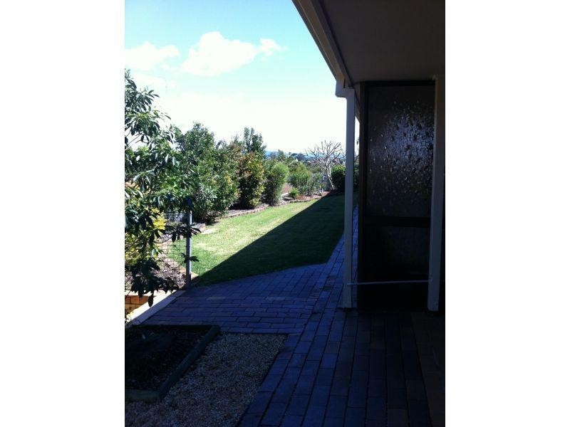 Unit/39/12 Landau Court, Miami QLD 4220