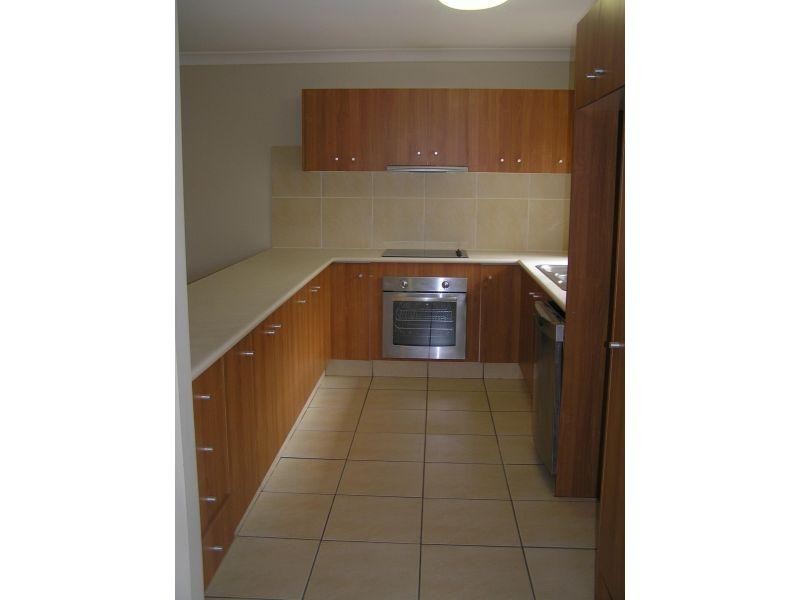 1A Alison Road, Carrara QLD 4211