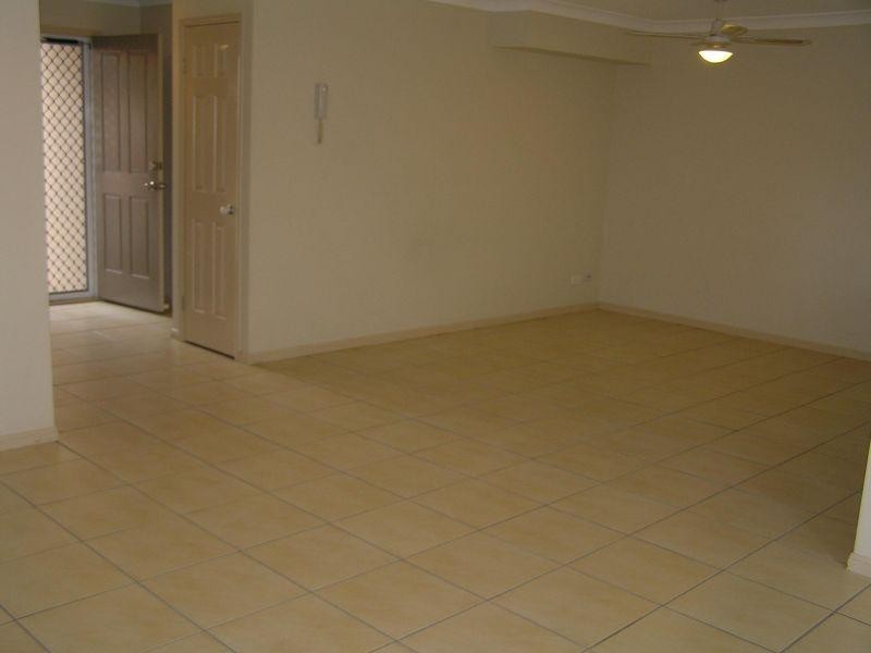 1A Alison Road, Carrara QLD 4211