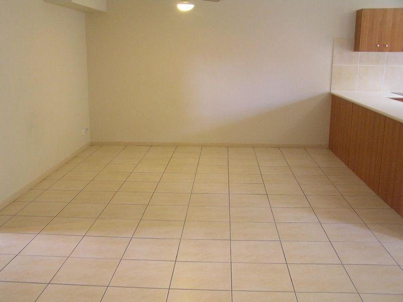 1A Alison Road, Carrara QLD 4211