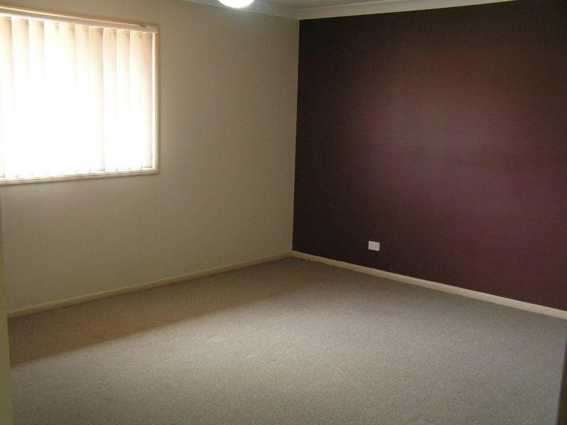 1A Alison Road, Carrara QLD 4211