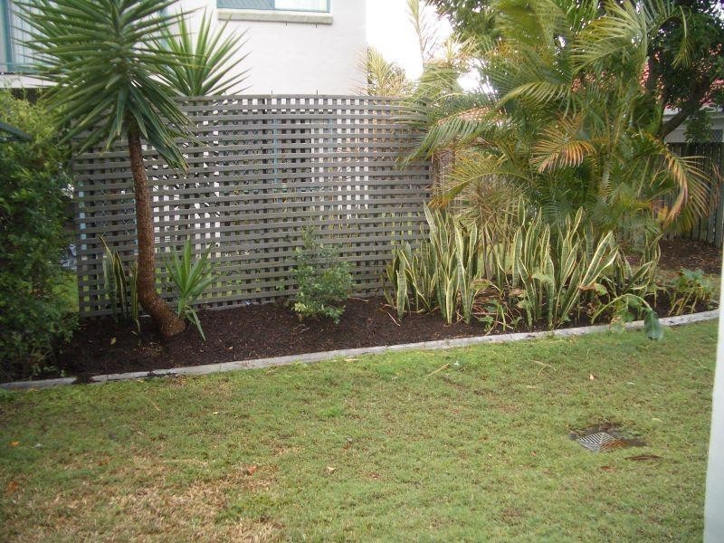 Lodge 4 Unit 9/87-91   Heeb Street, Ashmore QLD 4214