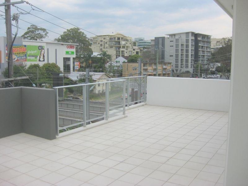 19/24 Allwood Street, Indooroopilly QLD 4068