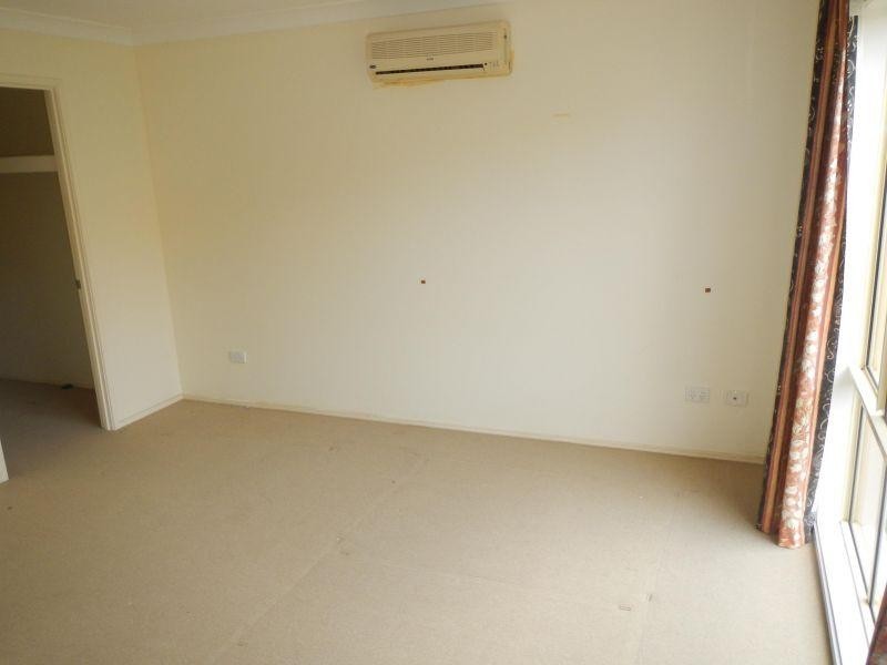 Molendinar QLD 4214