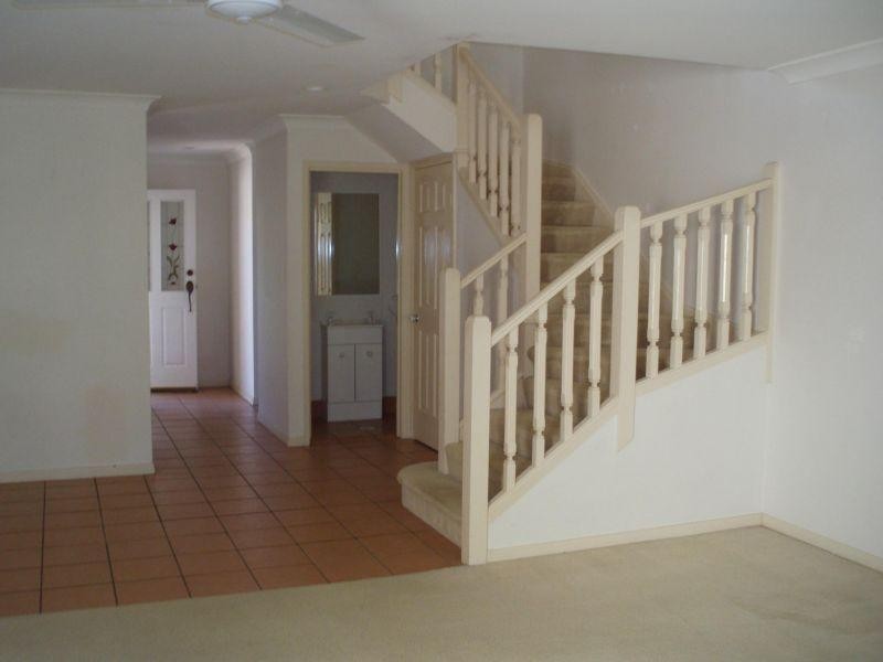 152 Palm Meadows Drive, Carrara QLD 4211