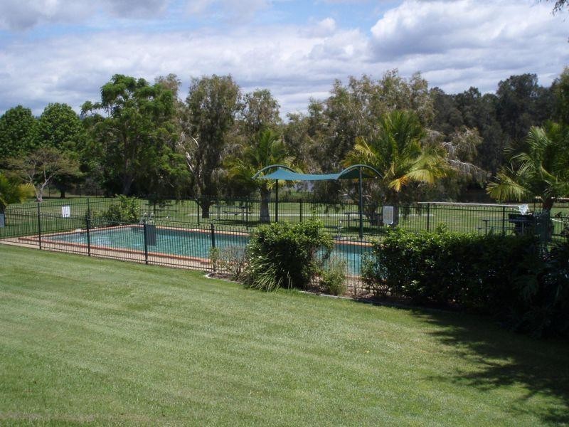 152 Palm Meadows Drive, Carrara QLD 4211