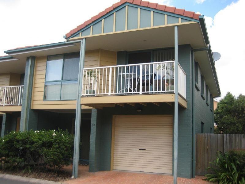 35/316 Long Street, Graceville QLD 4075