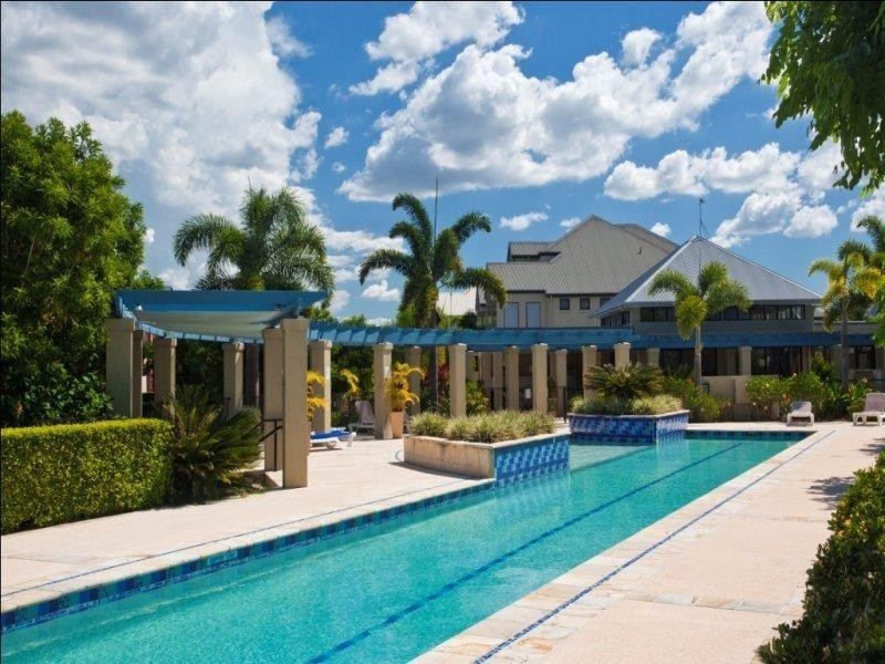 2005/1 The Vistas Drive, Carrara QLD 4211