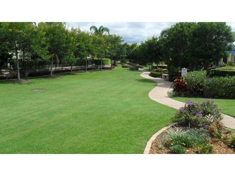 2005/1 The Vistas Drive, Carrara QLD 4211