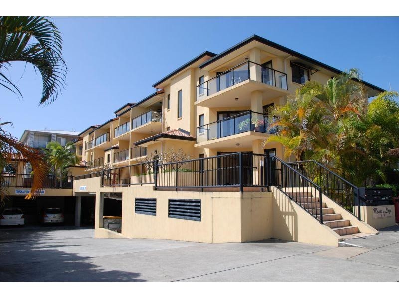 12 Lloyd Street, Southport QLD 4215