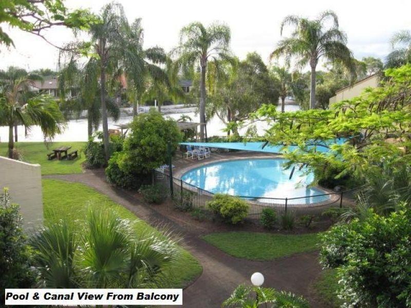 111 Markeri Street, Mermaid Waters QLD 4218