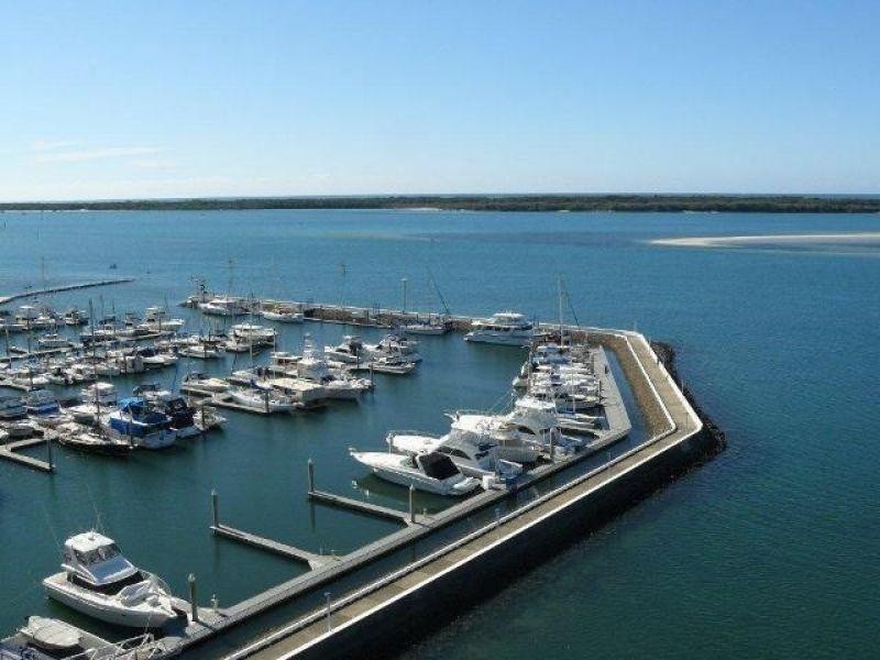 9 Bayview Street, Runaway Bay QLD 4216