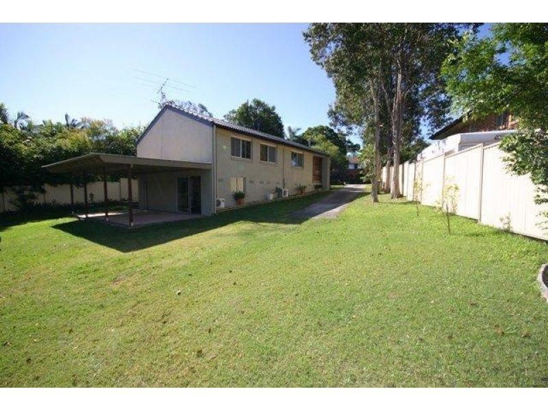 4 Kyeemagh Court, Southport QLD 4215