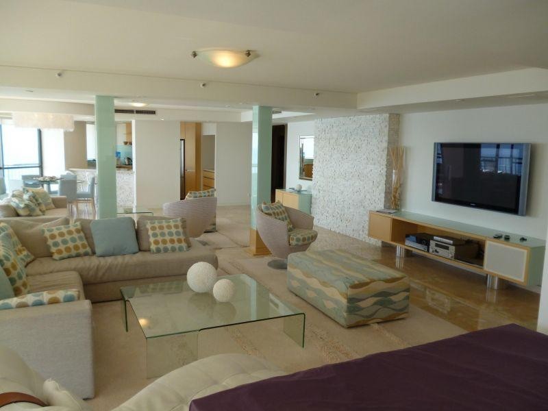 105-06/3554 Main Beach Parade, Main Beach QLD 4217