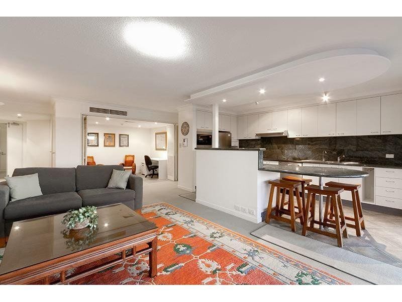 72 Macquarie Street, St Lucia QLD 4067