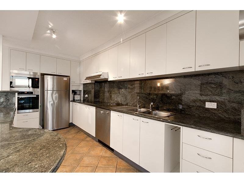 72 Macquarie Street, St Lucia QLD 4067