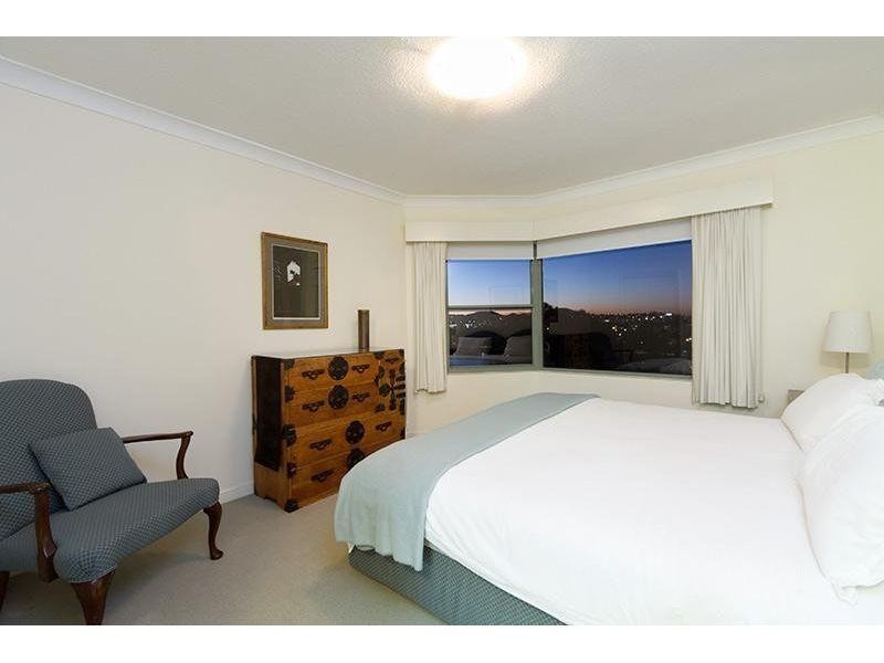 72 Macquarie Street, St Lucia QLD 4067