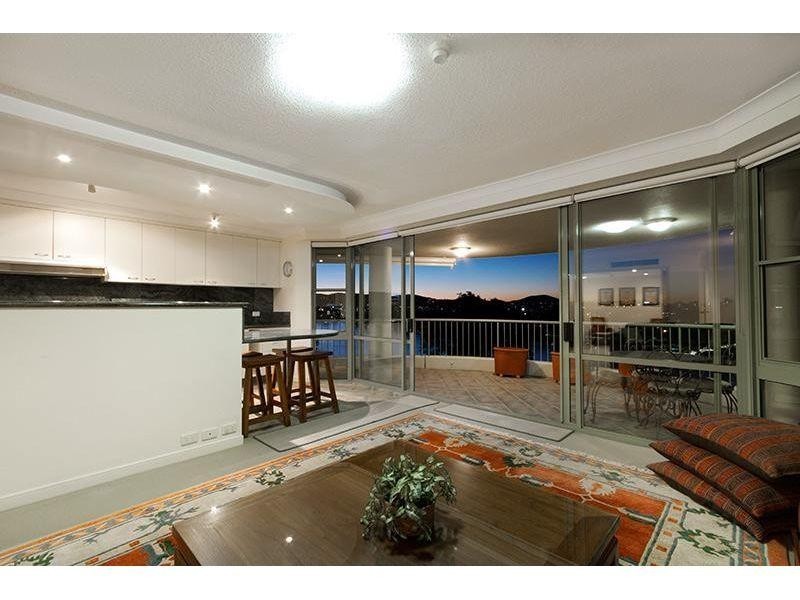 72 Macquarie Street, St Lucia QLD 4067