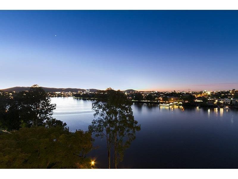 72 Macquarie Street, St Lucia QLD 4067