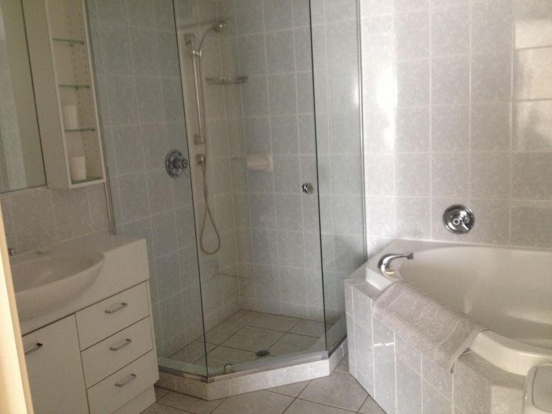 72 Macquarie Street, St Lucia QLD 4067