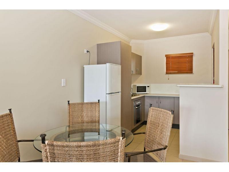 Mooroobool QLD 4870