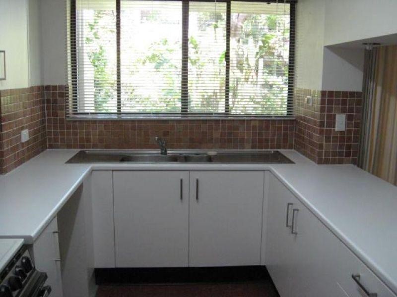 111 Markeri Street, Mermaid Waters QLD 4218