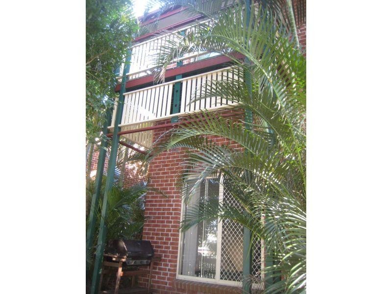 100 Racecourse Road, Bundall QLD 4217