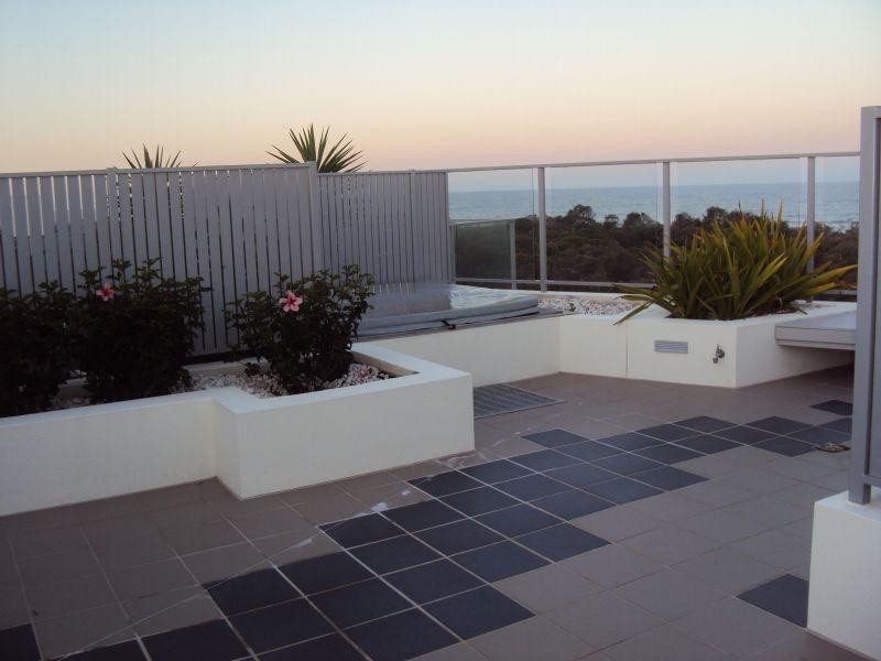 2 Seaward Lane, Marcoola QLD 4564