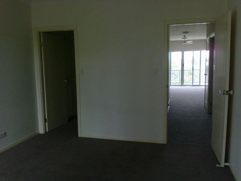 30-36 Burra Street, Chevron Island QLD 4217