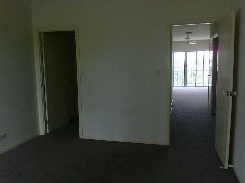 30-36 Burra Street, Chevron Island QLD 4217