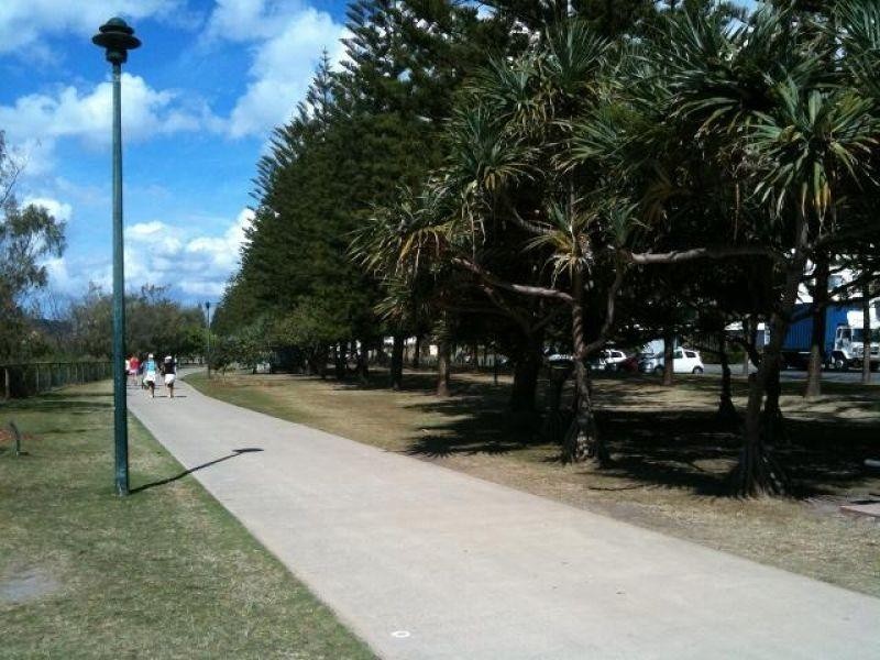 7/6 Fifth Avenue, Burleigh Heads QLD 4220