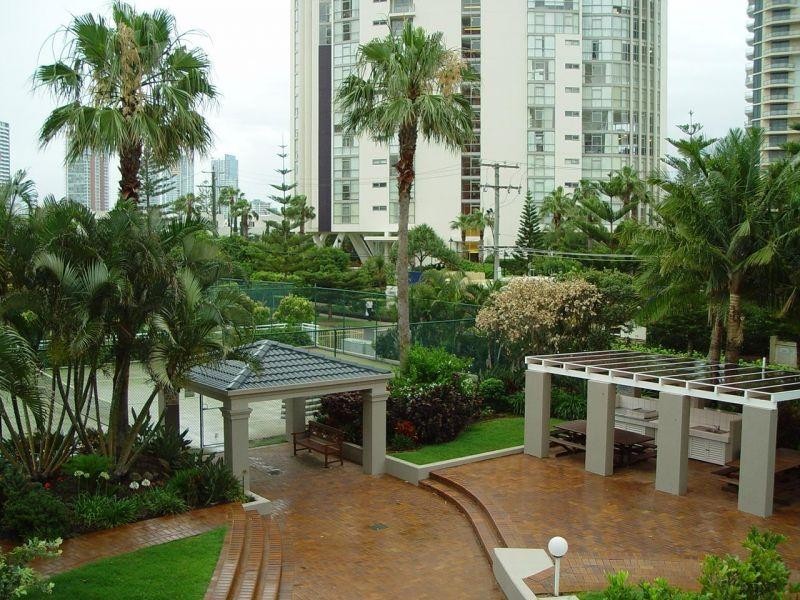 0 20/1-9 Hughes Avenue, Main Beach QLD 4217