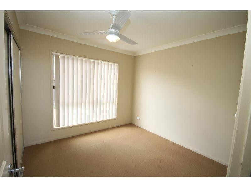 115/1 Sauvignon Parade, Upper Coomera QLD 4209