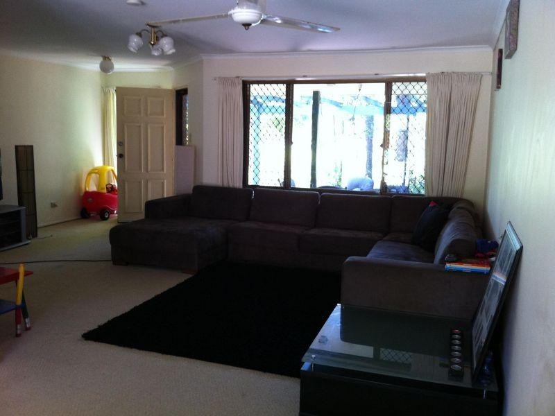 Unit /94/12 Landau Court, Miami QLD 4220